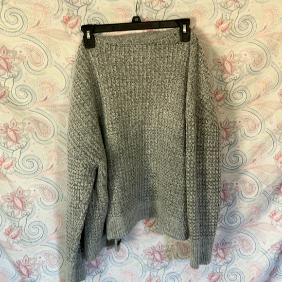 Cardigan - Picture 2 of 2